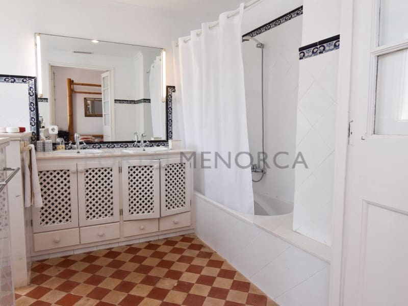 5 slaapkamer Huis te koop in Mahon / Mao - € 895.000 (Ref: 9470549)