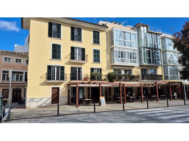 2 bedroom Flat for sale in Mahon / Mao - € 460,000 (Ref: 9502558)