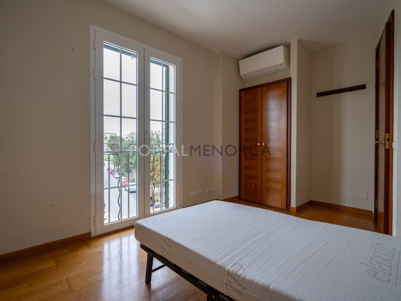 2 bedroom Flat for sale in Mahon / Mao - € 460,000 (Ref: 9502558)