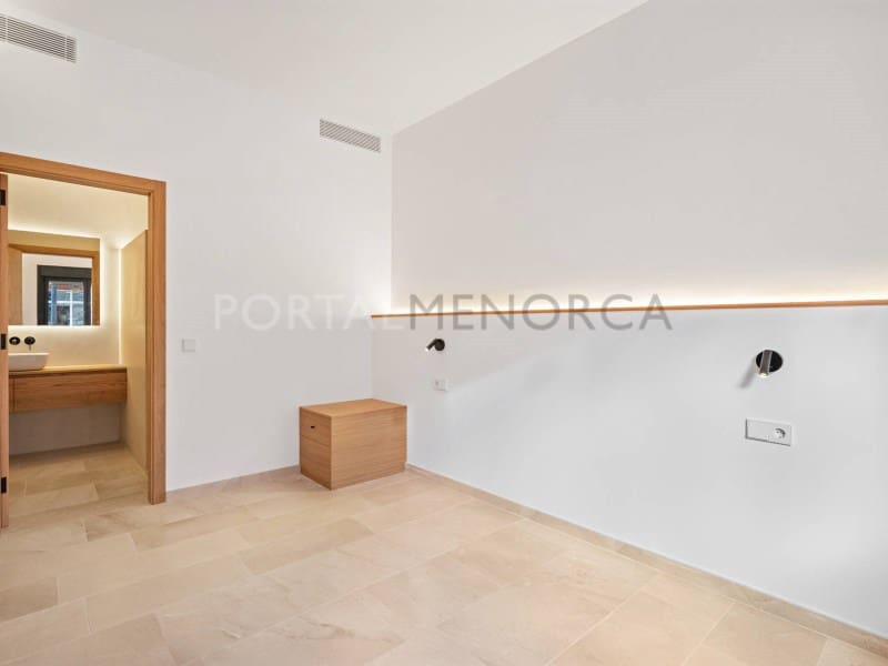 3 bedroom Townhouse for sale in Ciutadella de Menorca - € 775,000 (Ref: 9516283)