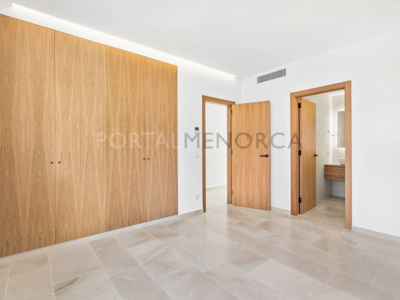 3 bedroom Townhouse for sale in Ciutadella de Menorca - € 825,000 (Ref: 9516284)