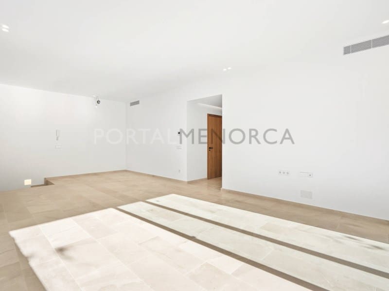 3 bedroom Townhouse for sale in Ciutadella de Menorca - € 825,000 (Ref: 9516284)