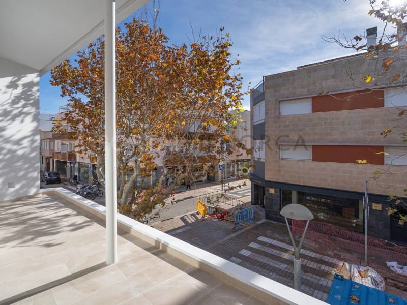 3 bedroom Townhouse for sale in Ciutadella de Menorca - € 825,000 (Ref: 9516284)