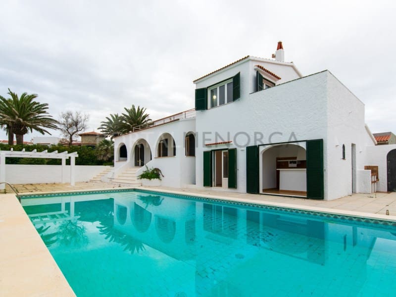 5 soverom Villa til salgs i S'Algar med svømmebasseng garasje - € 875 000 (Ref: 9528409)