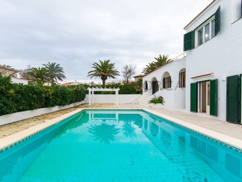 5 soverom Villa til salgs i S'Algar med svømmebasseng garasje - € 875 000 (Ref: 9528409)