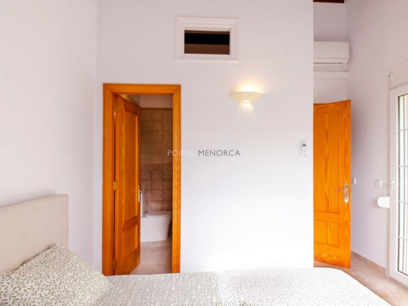 Chalet de 3 habitaciones en Ciutadella de Menorca en venta - 475.000 € (Ref: 9562032)