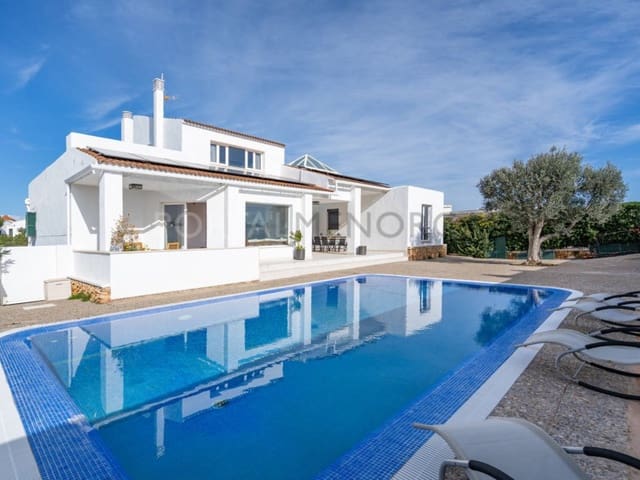 4 sovrum Villa till salu i Cala'n Blanes, Ciutadella de Menorca med pool - 895 000 € (Ref: 9586675)