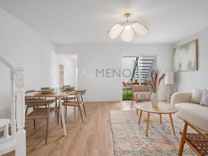 4 sypialnia Dom na sprzedaż w Mahon / Mao - 425 000 € (Ref: 9611379)