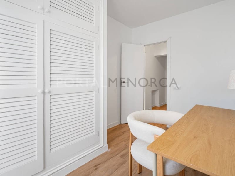 4 sypialnia Dom na sprzedaż w Mahon / Mao - 425 000 € (Ref: 9611379)