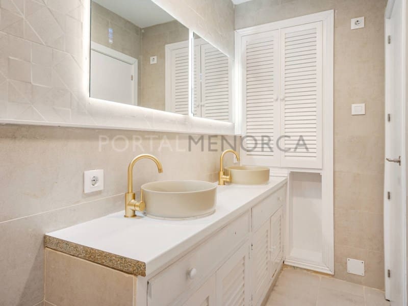 4 sypialnia Dom na sprzedaż w Mahon / Mao - 425 000 € (Ref: 9611379)