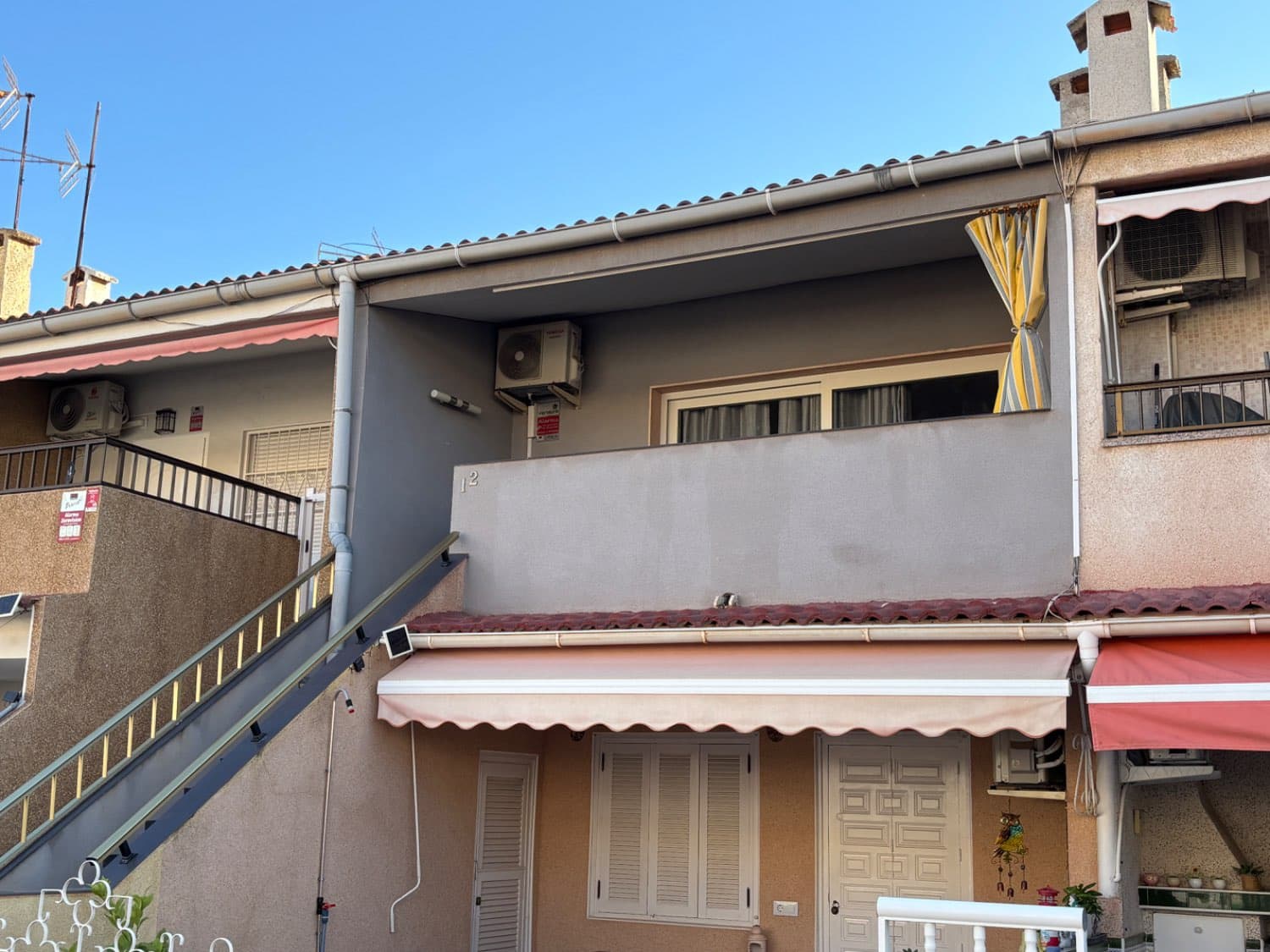 2 Zimmer Strandapartment zu verkaufen in Torrevieja - 134.900 € (Ref: 10002619)