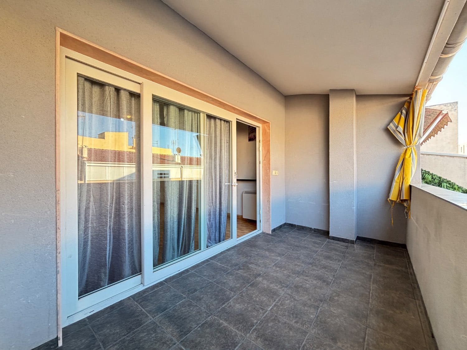 2 Zimmer Strandapartment zu verkaufen in Torrevieja - 134.900 € (Ref: 10002619)