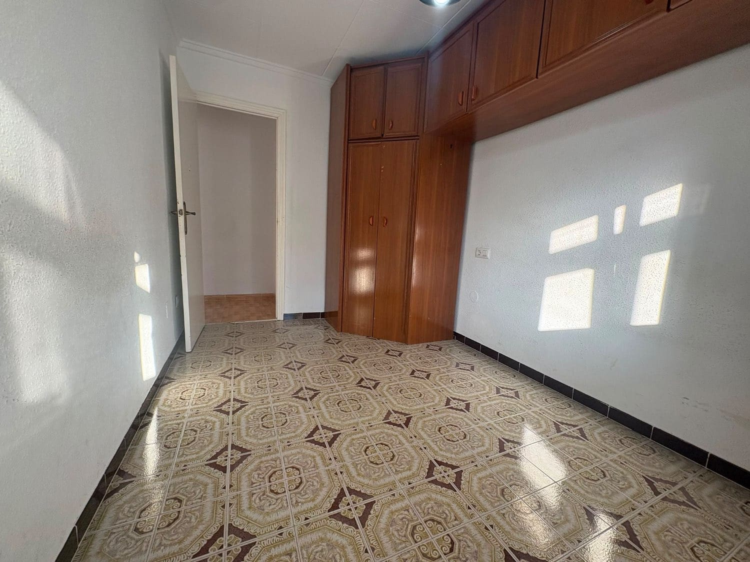 2 Zimmer Strandapartment zu verkaufen in Torrevieja - 134.900 € (Ref: 10002619)