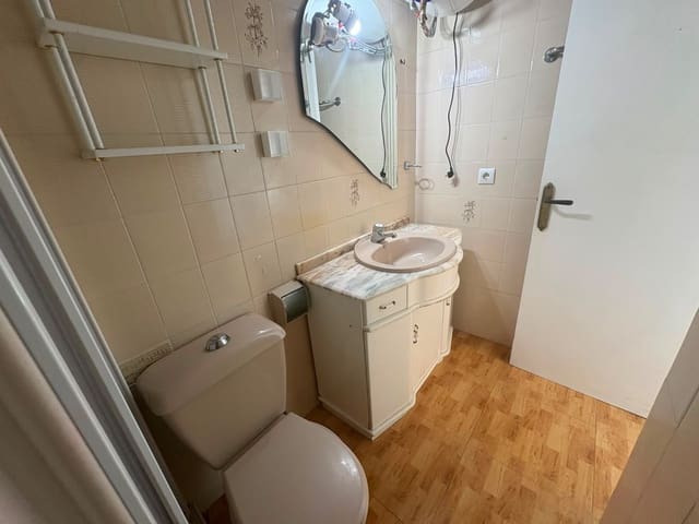Apartamento Playa de 2 habitaciones en Torrevieja en venta - 129.900 € (Ref: 10002619)