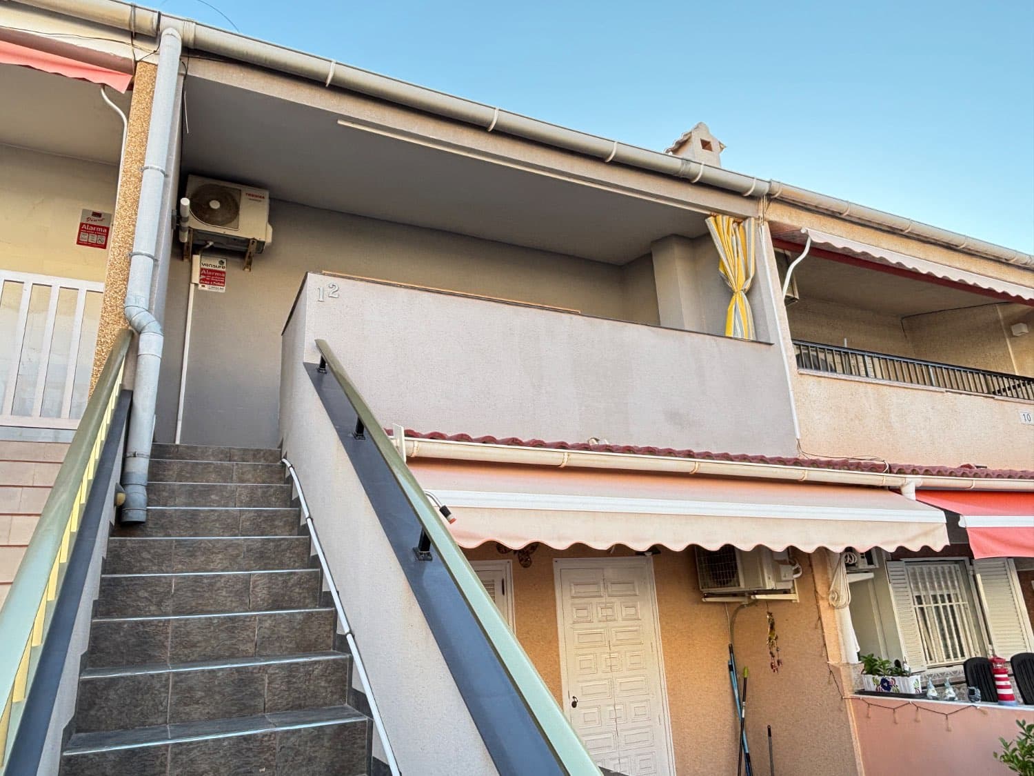 2 Zimmer Strandapartment zu verkaufen in Torrevieja - 134.900 € (Ref: 10002619)