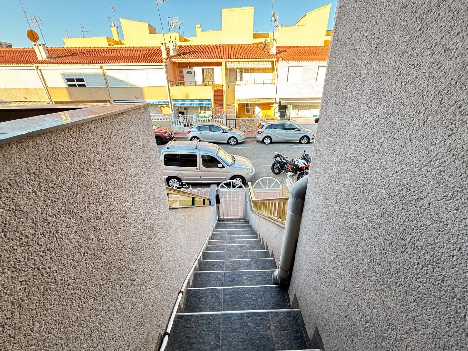 2 Zimmer Strandapartment zu verkaufen in Torrevieja - 134.900 € (Ref: 10002619)
