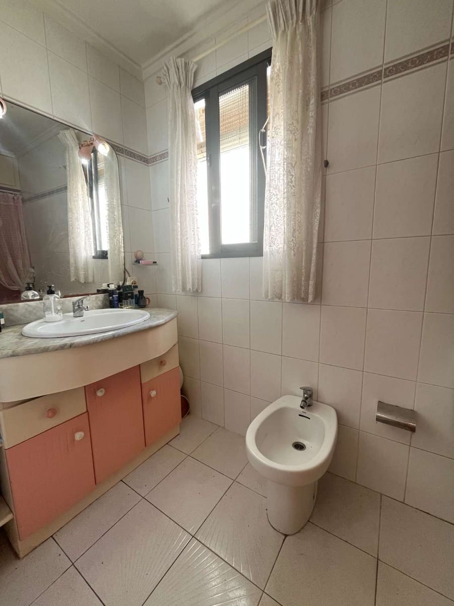 4 camera da letto Appartamento in vendita in Guardamar del Segura - 175.000 € (Rif: 10008335)