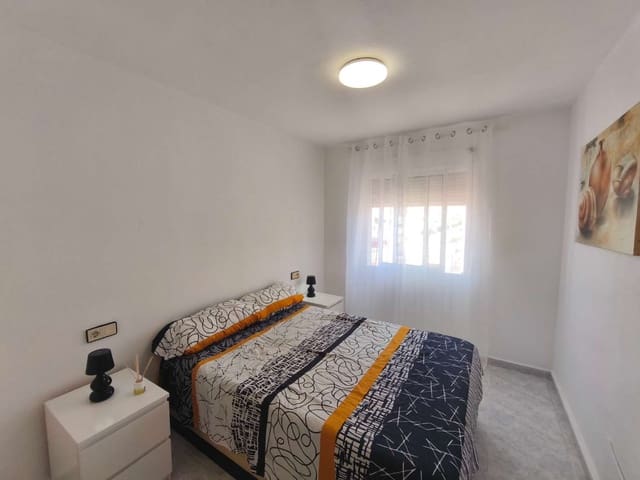 3 sypialnia Apartament przy plaży na sprzedaż w Orihuela z basenem - 169 900 € (Ref: 10022003)