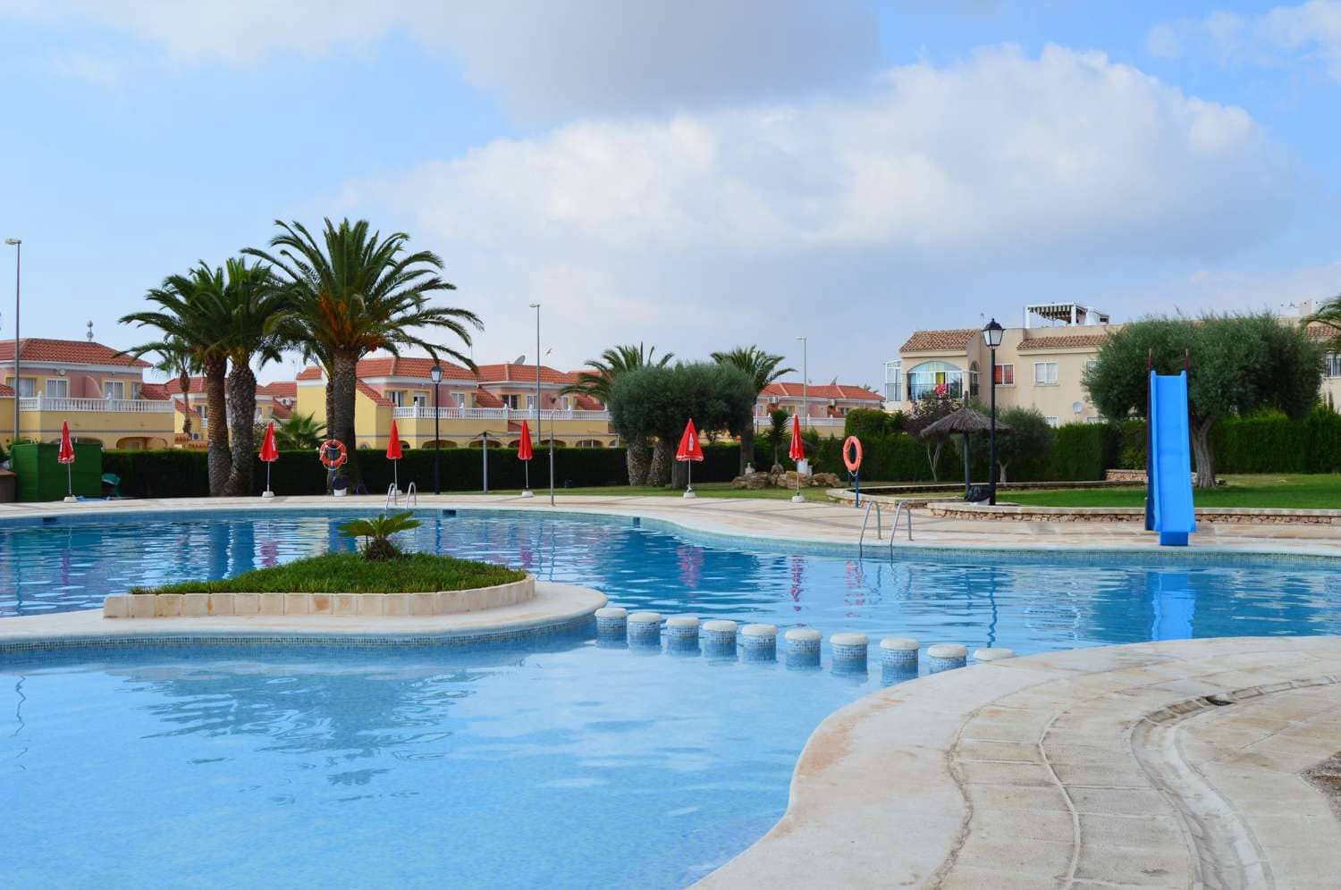 3 sypialnia Mieszkanie na sprzedaż w Orihuela z basenem - 220 000 € (Ref: 10022004)
