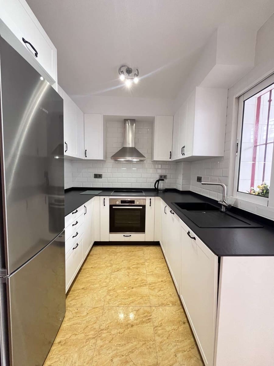 3 sovrum Semi-fristående Villa till salu i Orihuela med pool - 179 990 € (Ref: 10022005)
