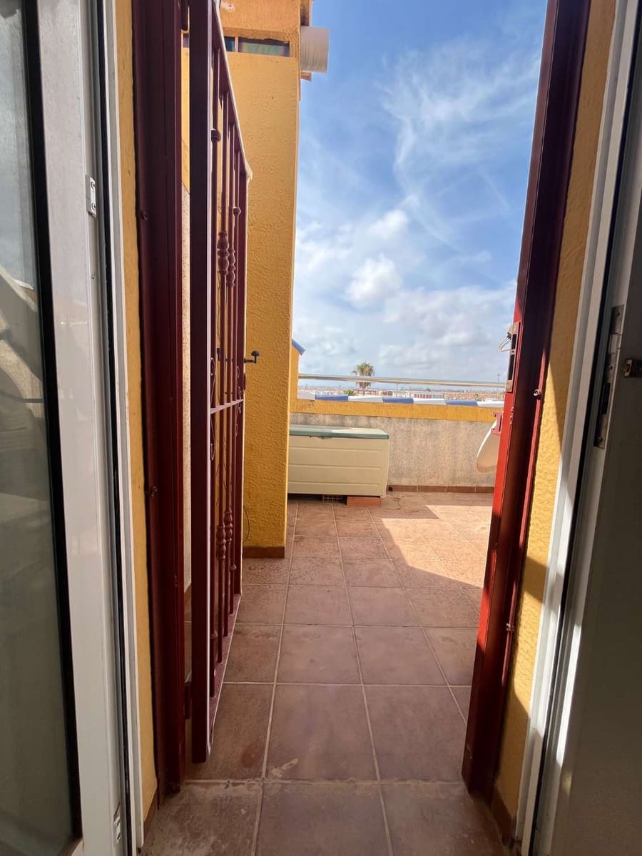 3 sovrum Semi-fristående Villa till salu i Orihuela med pool - 179 990 € (Ref: 10022005)