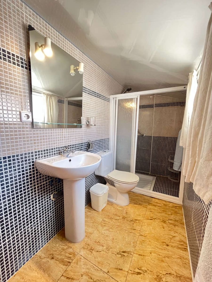 3 sovrum Semi-fristående Villa till salu i Orihuela med pool - 179 990 € (Ref: 10022005)