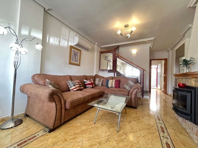 3 sovrum Semi-fristående Villa till salu i Orihuela med pool - 179 990 € (Ref: 10022005)