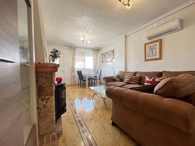 3 sovrum Semi-fristående Villa till salu i Orihuela med pool - 179 990 € (Ref: 10022005)