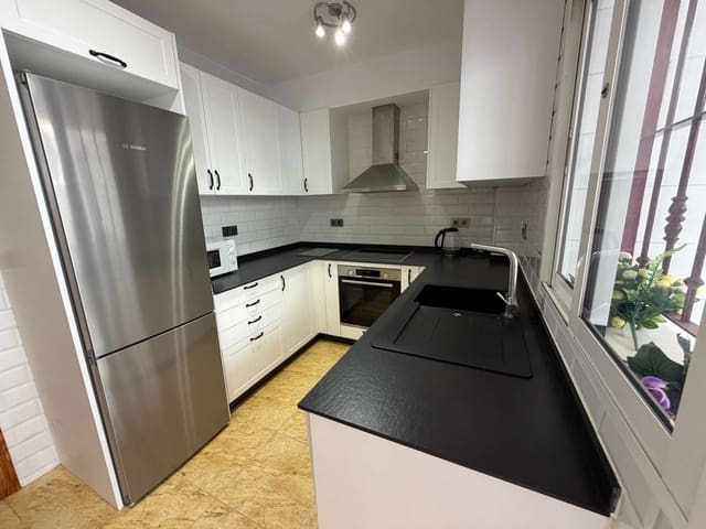 3 sovrum Semi-fristående Villa till salu i Orihuela med pool - 179 990 € (Ref: 10022005)