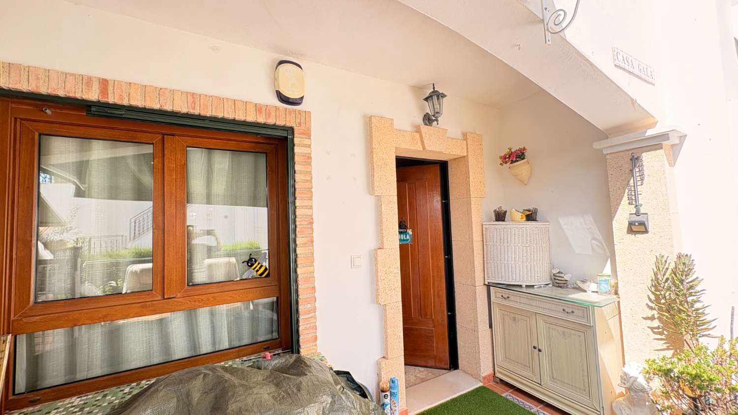2 soverom Bungalow til salgs i Orihuela med svømmebasseng - € 235 000 (Ref: 10022006)