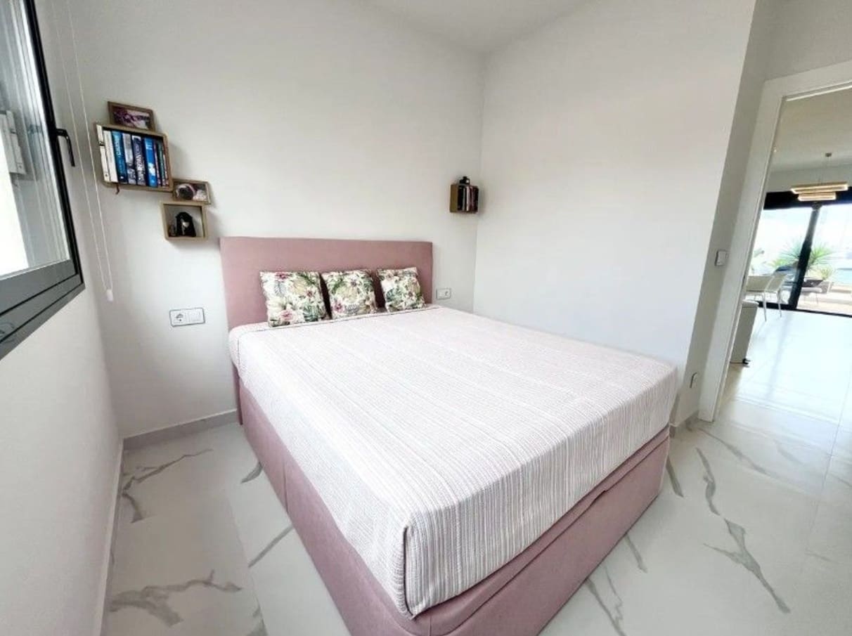 2 camera da letto Bungalow in vendita in San Miguel de Salinas con piscina garage - 329.900 € (Rif: 10030046)