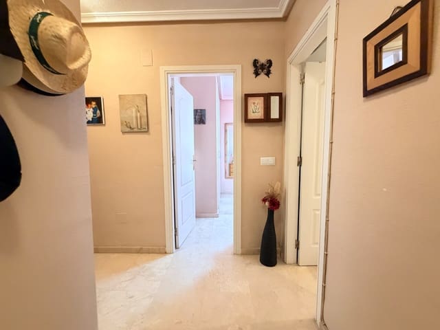 Apartamento Playa de 2 habitaciones en La Florida, Orihuela en venta con piscina - 209.000 € (Ref: 10030047)