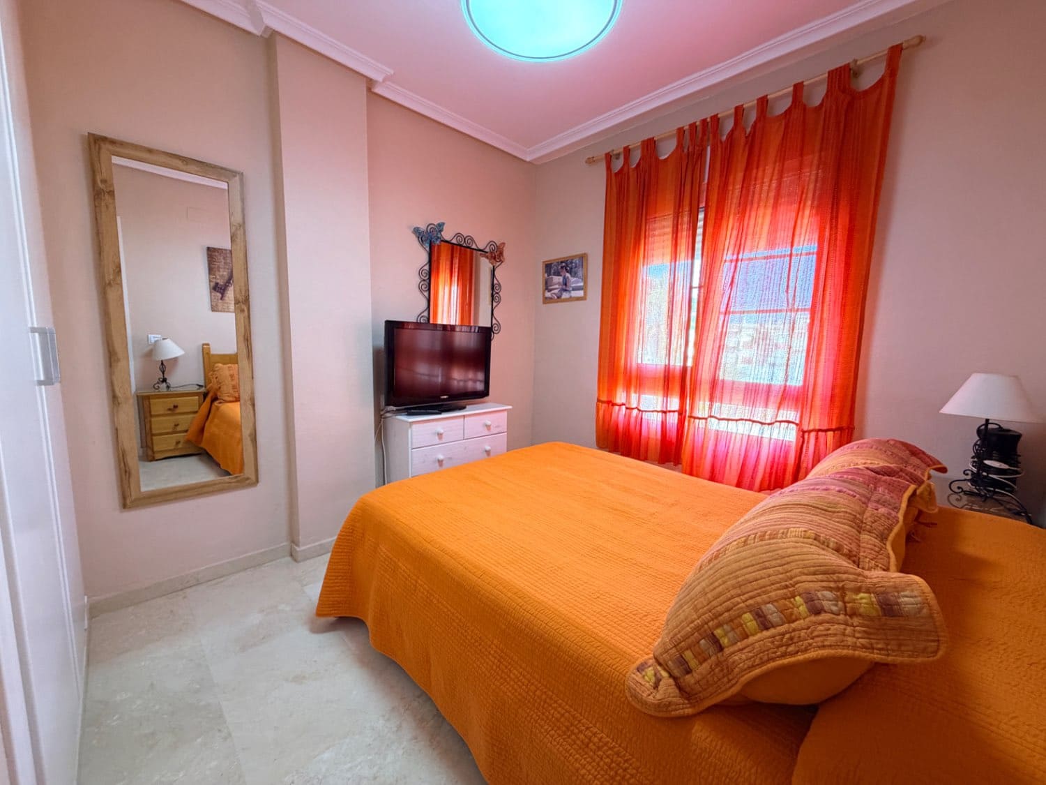 Apartamento Playa de 2 habitaciones en Orihuela en venta con piscina - 209.000 € (Ref: 10030047)