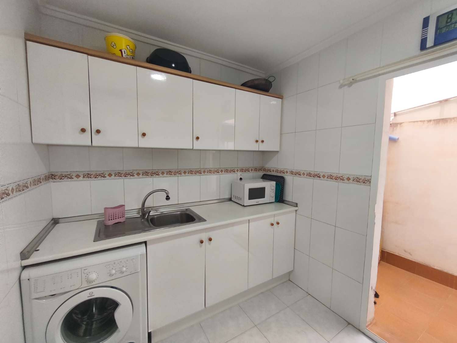 2 bedroom Beach Apartment for sale in Orihuela with pool - € 159,999 (Ref: 10030048)