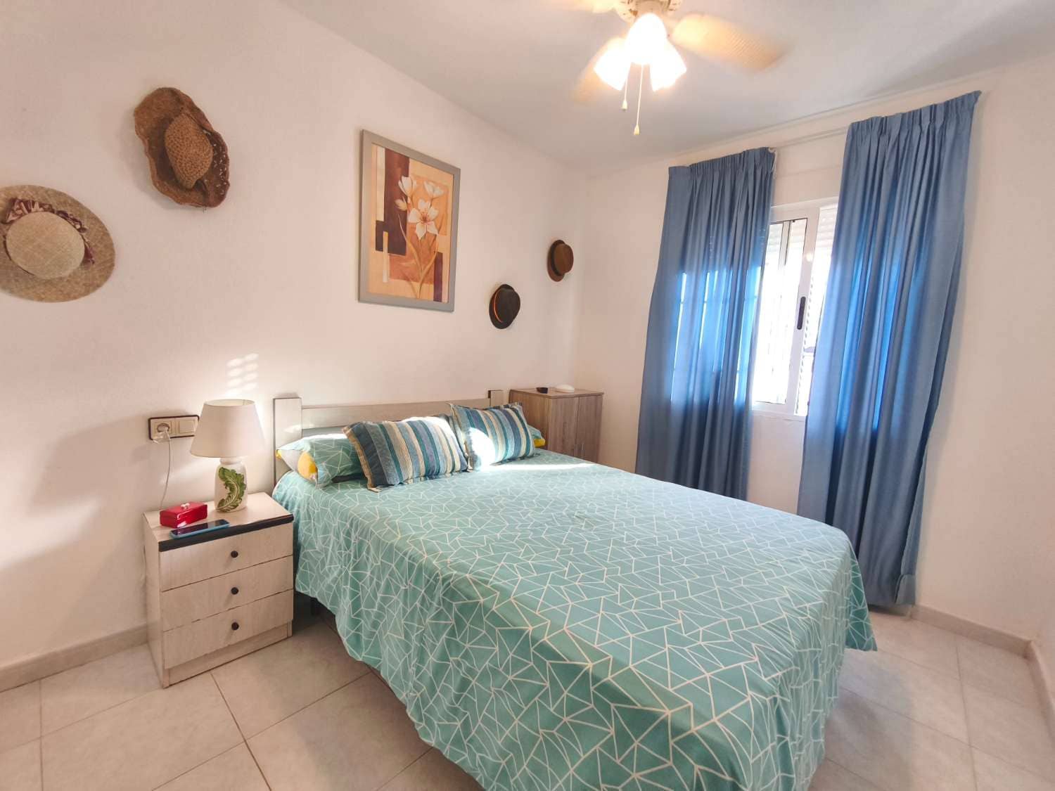 2 bedroom Beach Apartment for sale in Orihuela with pool - € 159,999 (Ref: 10030048)
