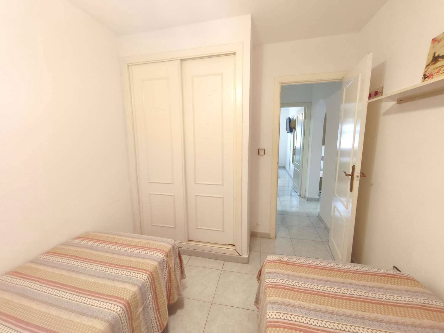 2 bedroom Beach Apartment for sale in Orihuela with pool - € 159,999 (Ref: 10030048)