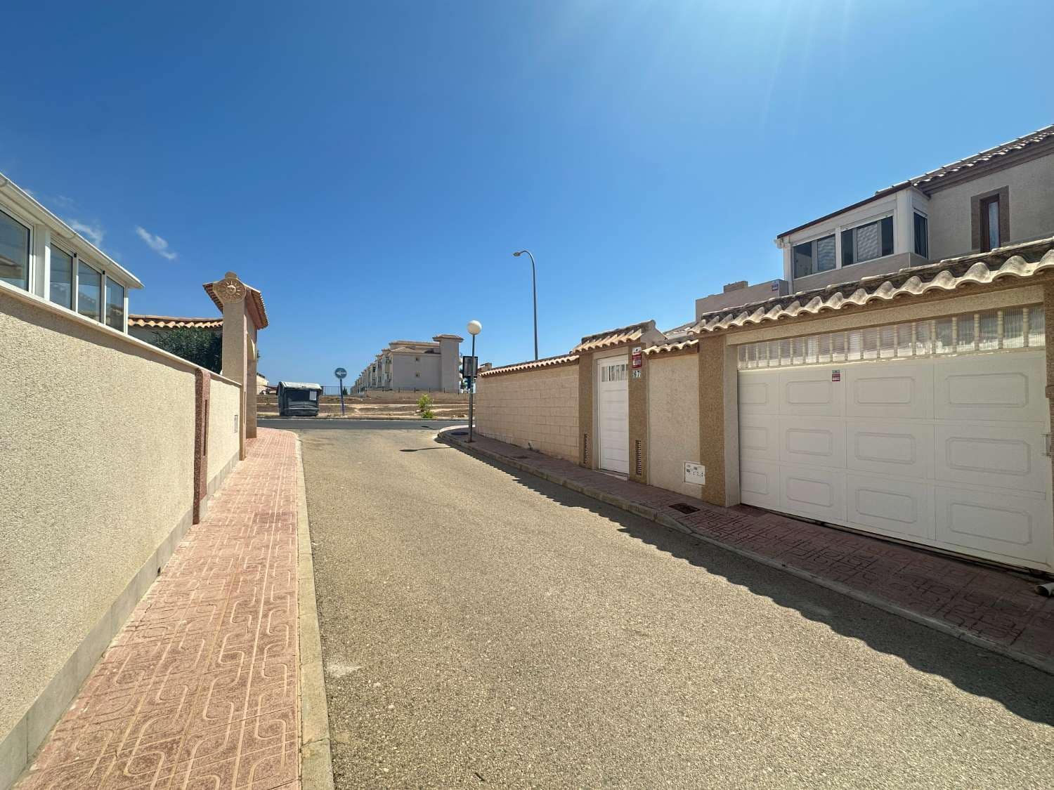 2 bedroom Semi-detached Villa for sale in Orihuela with pool garage - € 235,000 (Ref: 10031477)