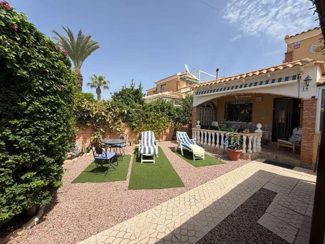 3 soveværelse Villa til salg i Orihuela med swimmingpool - € 279.990 (Ref: 10033475)
