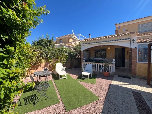 3 soveværelse Villa til salg i Orihuela med swimmingpool - € 279.990 (Ref: 10033475)