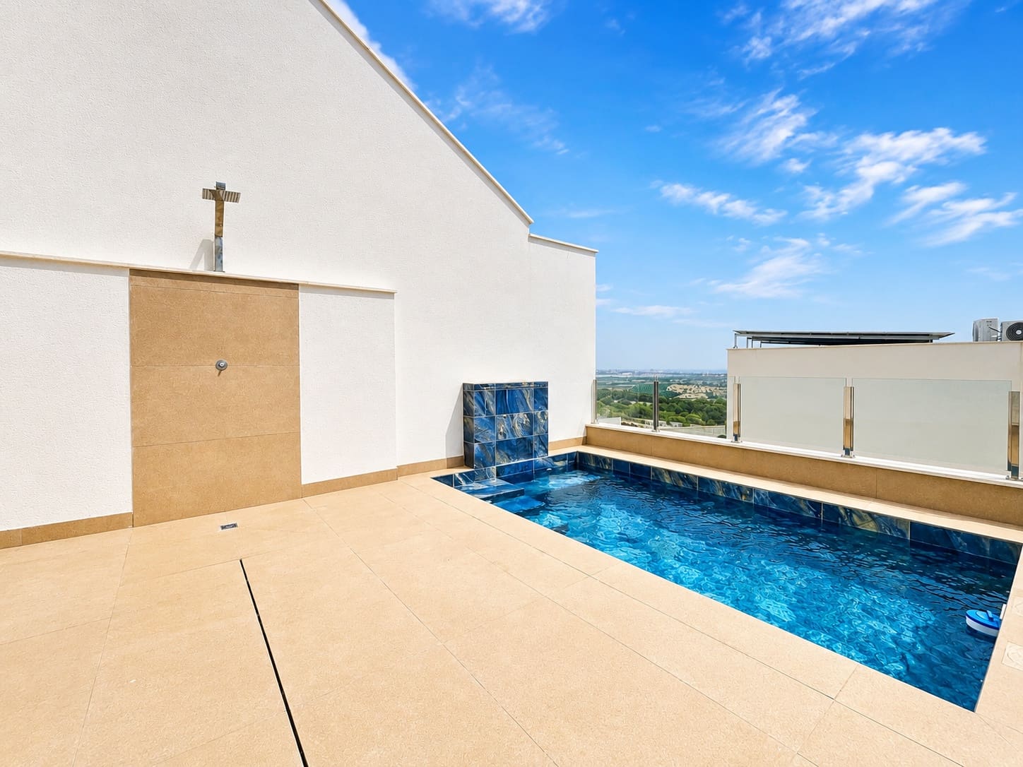 3 quarto Bungalow para venda em San Miguel de Salinas com piscina garagem - 415 000 € (Ref: 10033476)