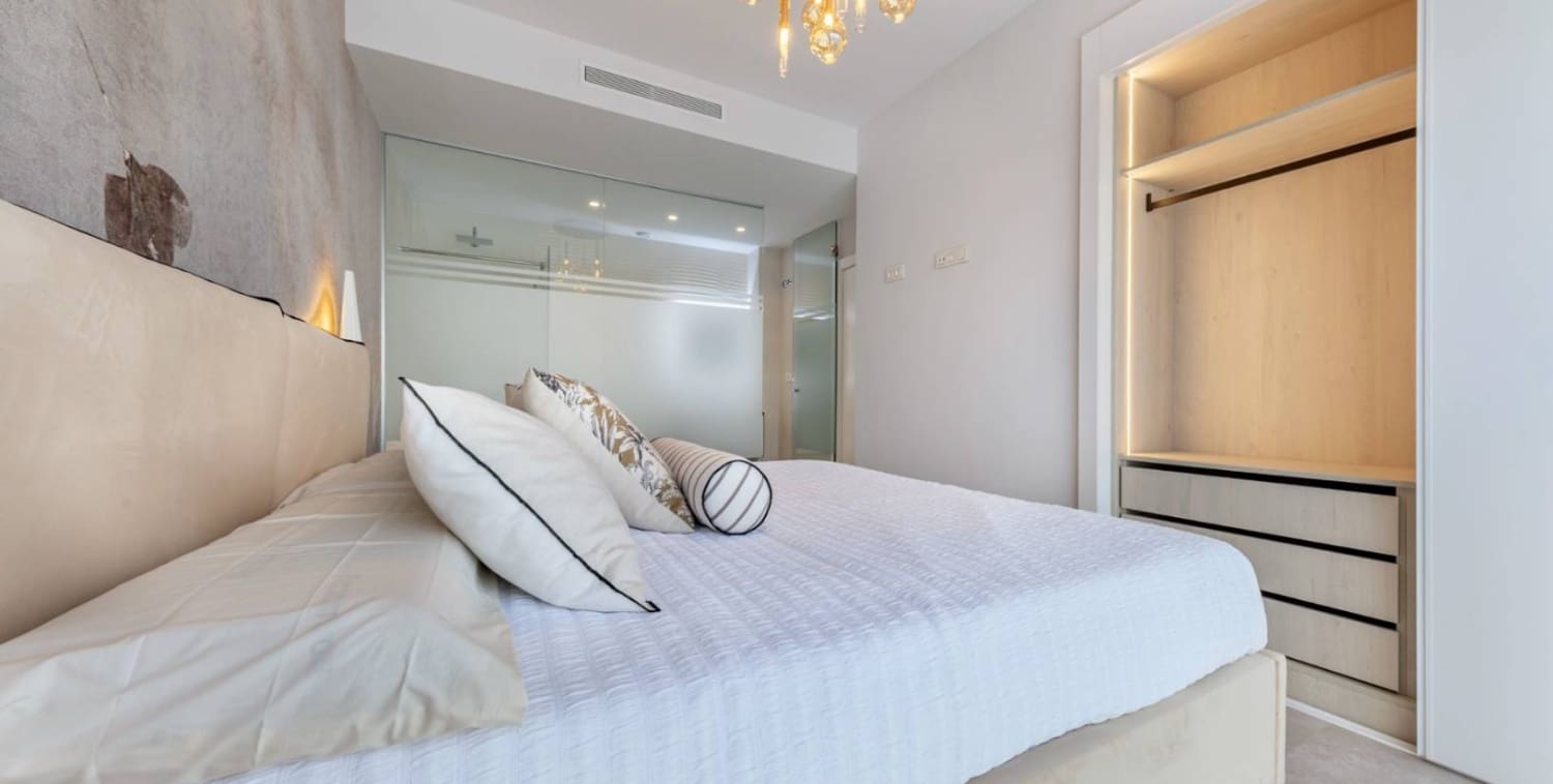 2 chambre Bungalow à vendre à San Miguel de Salinas avec piscine garage - 415 000 € (Ref: 10033477)