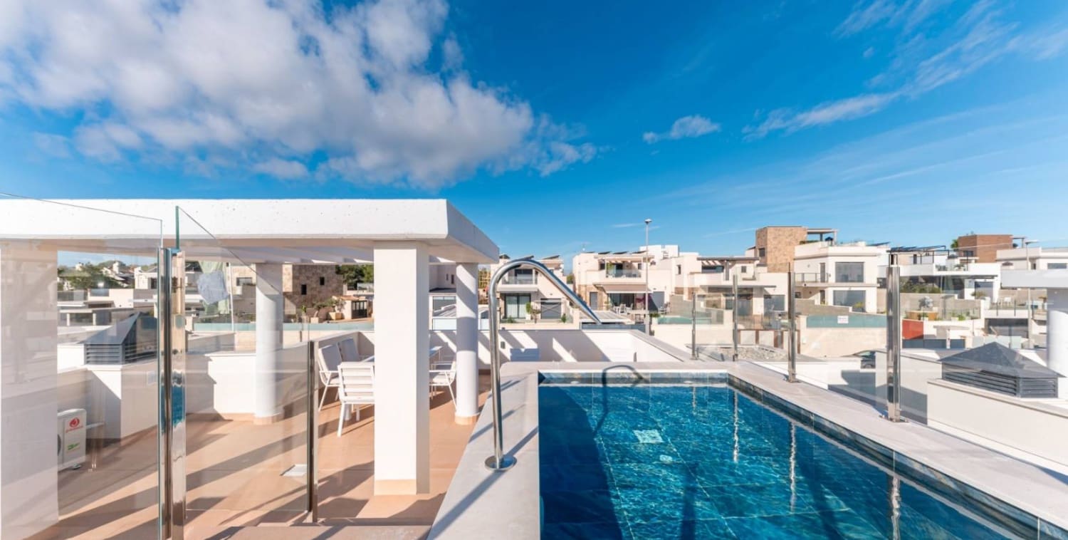 2 chambre Bungalow à vendre à San Miguel de Salinas avec piscine garage - 415 000 € (Ref: 10033477)