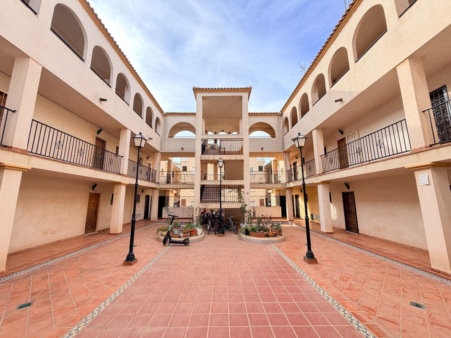 2 bedroom Beach Apartment for sale in Orihuela - € 125,000 (Ref: 10061323)