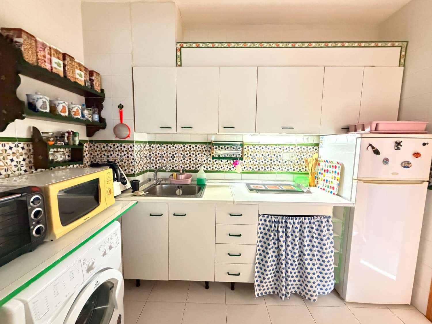 2 bedroom Beach Apartment for sale in Orihuela - € 125,000 (Ref: 10061323)