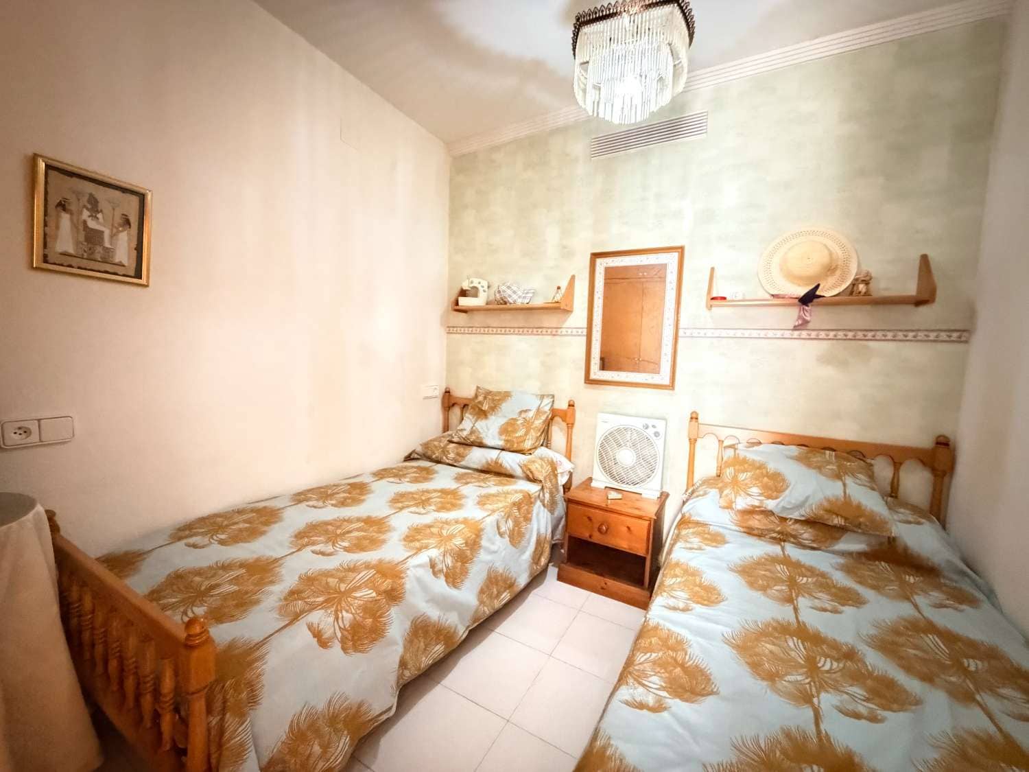 2 bedroom Beach Apartment for sale in Orihuela - € 125,000 (Ref: 10061323)