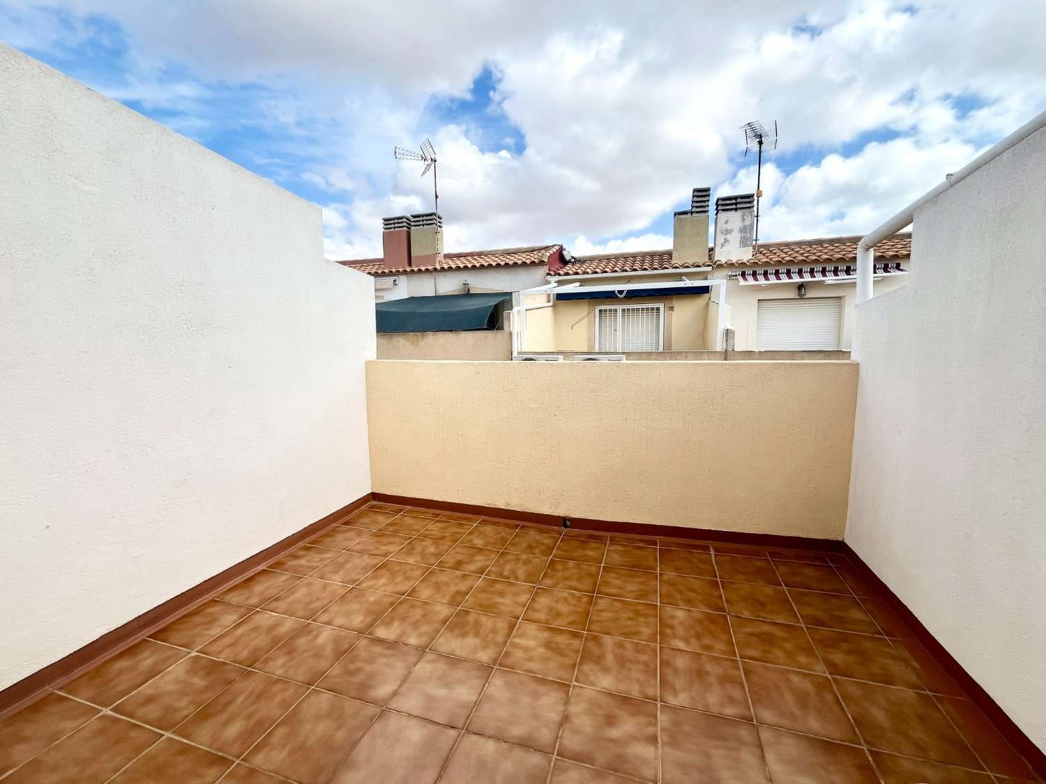 3 quarto Moradia em Banda para venda em Orihuela com piscina - 200 000 € (Ref: 10063825)