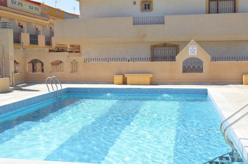 3 bedroom Terraced Villa for sale in Orihuela with pool - € 200,000 (Ref: 10063825)