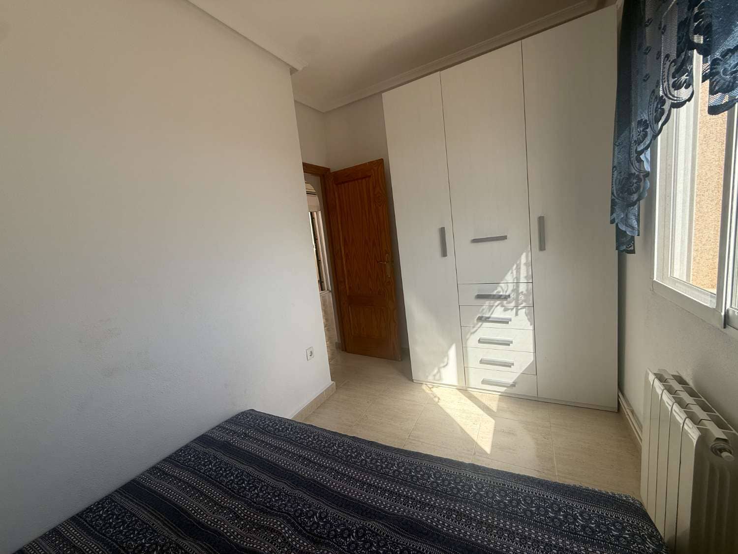 2 bedroom Beach Apartment for sale in Orihuela with pool - € 144,999 (Ref: 10067116)