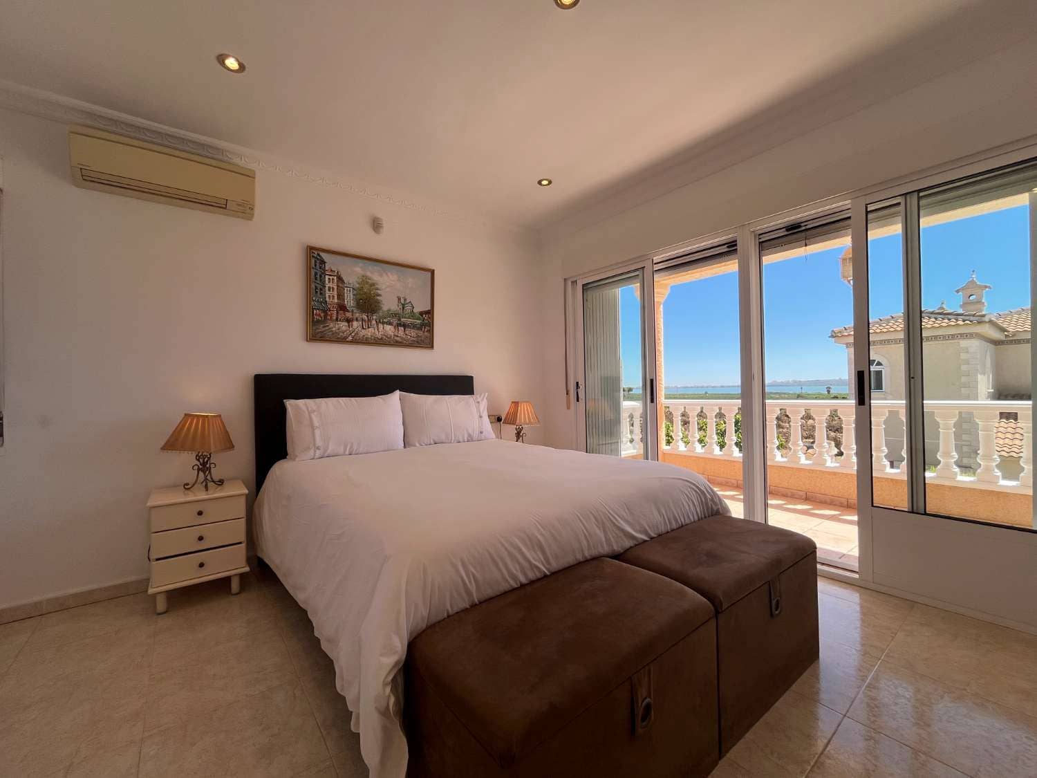 4 quarto Moradia para venda em Ciudad Quesada com piscina - 575 000 € (Ref: 10085717)