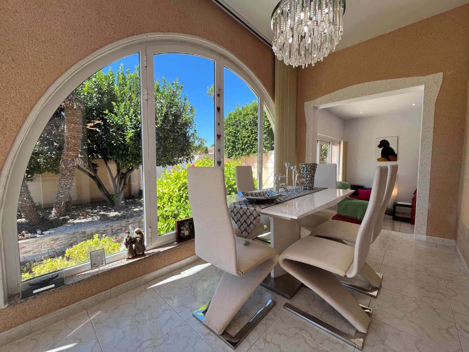 4 quarto Moradia para venda em Ciudad Quesada com piscina - 575 000 € (Ref: 10085717)